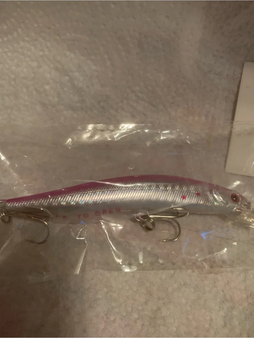 NEW Silver and Pink Fishing Lure - Premium Fresh or Saltwater with Treble Hooks